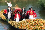 Vier koppels trouwen op boot tijdens het Varend Corso Westland 